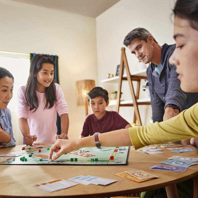 Monopoly Game, Family Board Games for 2 to 6 Players & Kids Ages 8 and Up, Includes 8 Tokens