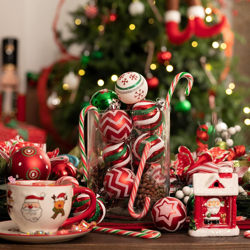 Christmas Tree Ornaments 30 Piece Set Red Green White Shatterproof Baubles for Holiday Decoration