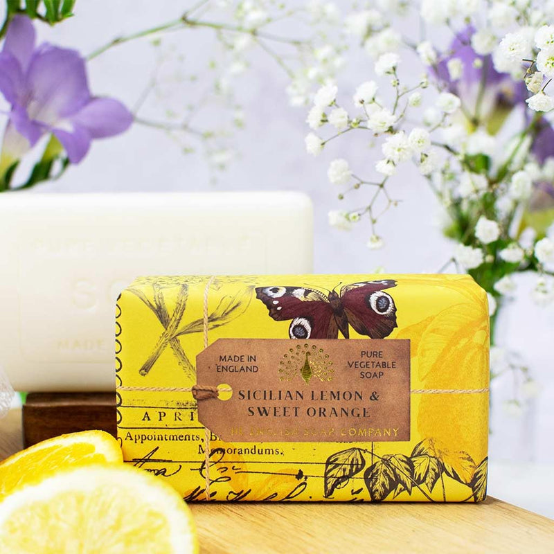 The English Soap Company Anniversary Wrapped Soap Bar Citrus Shea Butter Moisturising Soap 190g
